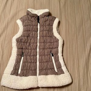 Calvin Klein Performance Puffer Vest